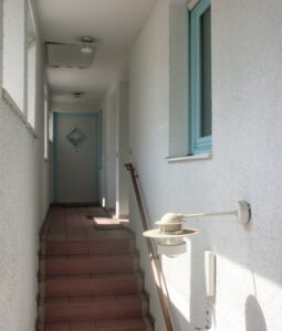 Treppe zur Wohnung