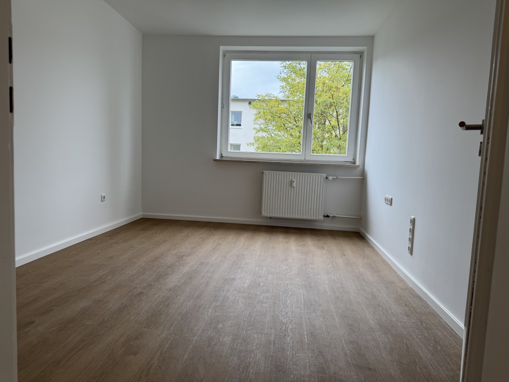 Zimmer I Blick zum Fenster