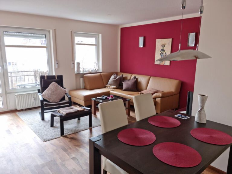 Blick ins Wohnzimmer