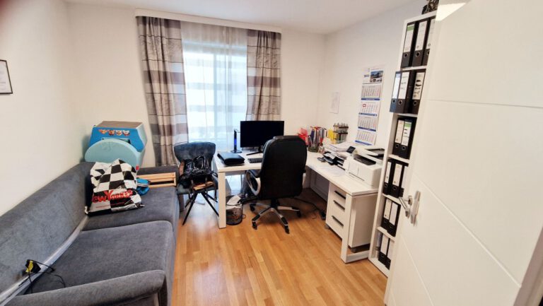 Büro, Kind II