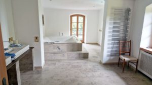 OG - Bad mit Whirlpool