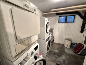 KG - Waschmaschinenraum