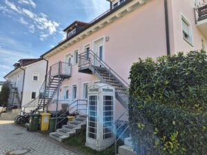 Nordansicht mit Treppe