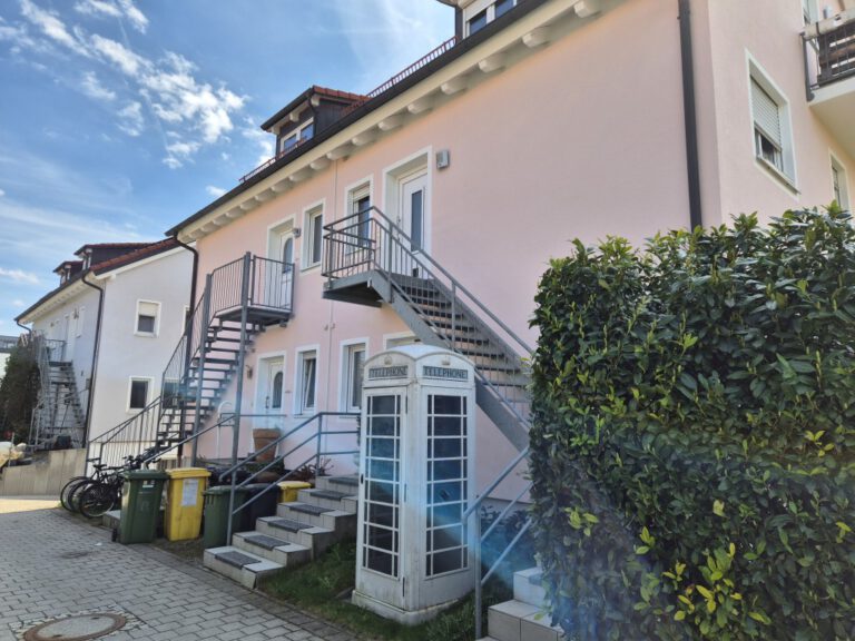 Nordansicht mit Treppe